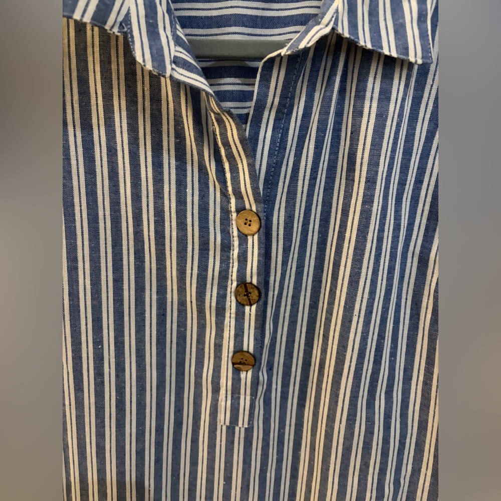 J. GEE Blue & White Striped Sleeveless Button Front Top | Size M Cotton Blend - Picture 2 of 8
